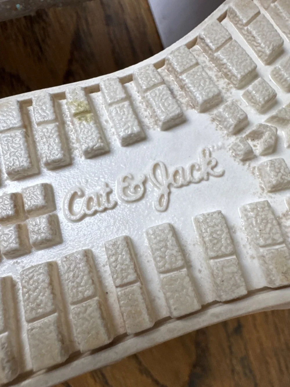 Cat & jack Girls hook and loop Sneakers Shoes toddler girls size 8